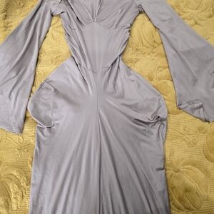 Women's Long Sleeve Midi Dress in Light Gray